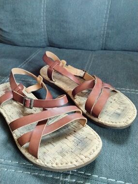 Kork-Ease Womens Tan Leather Crisscross Strap Sandals Size 8 Resort Pool Boho